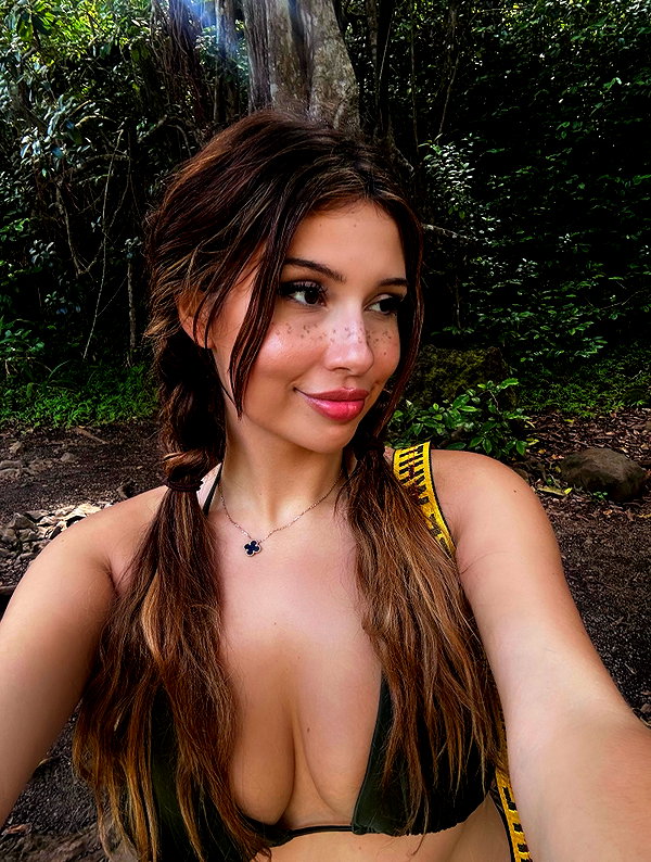 cherrycatxox instagram image archive image