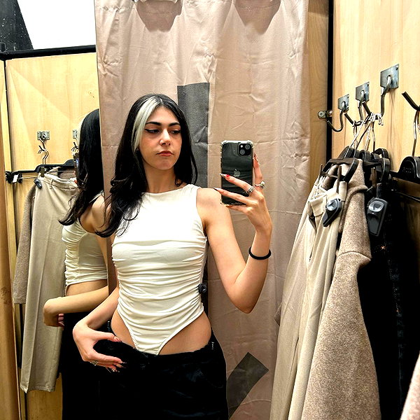 ayash.hila instagram image archive image