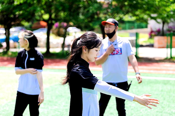 hyeweon__ instagram image archive image