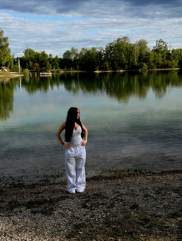 elviksi_07 instagram image archive image