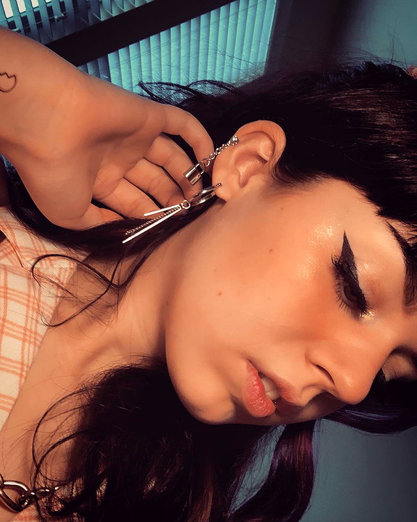 yeahimcaroline instagram image archive image