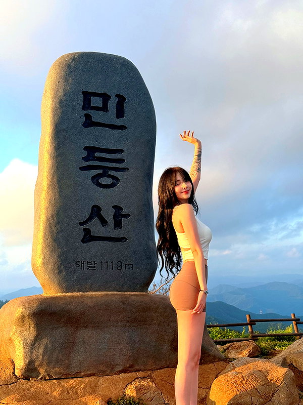 yuna_1_27 instagram image archive image