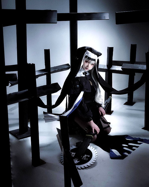 xier_cos instagram image archive image