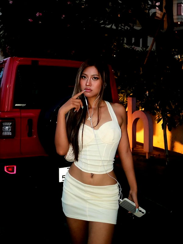 lyhythuedoxinh instagram image archive image