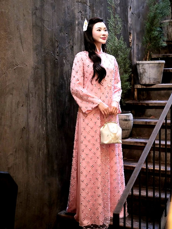 lyhythuedoxinh instagram image archive image