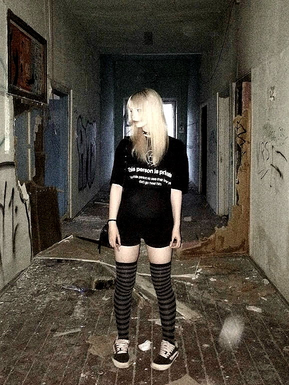 meeowqx instagram image archive image