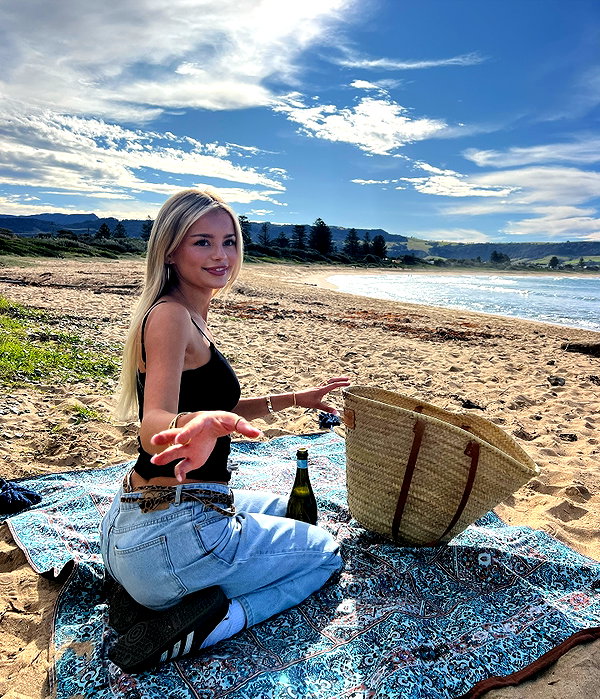 brontesheppeard instagram image archive image