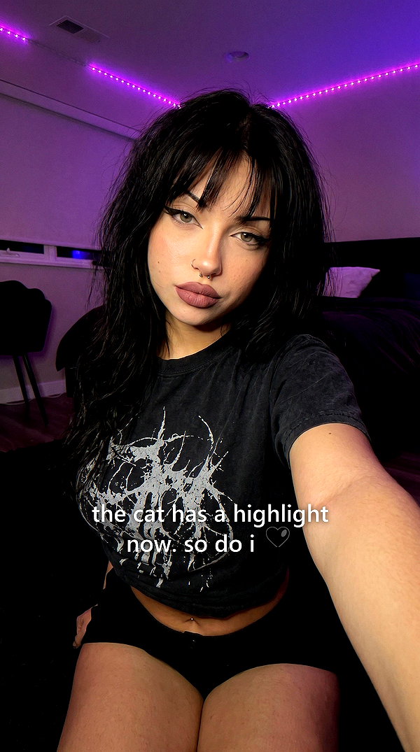 minavelez_ archive image