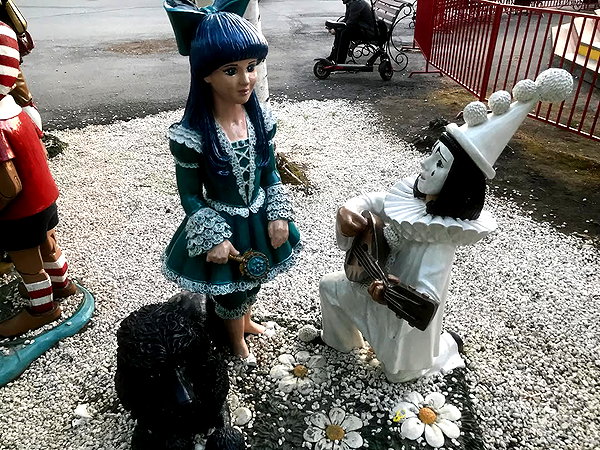 thekallinan instagram image archive image