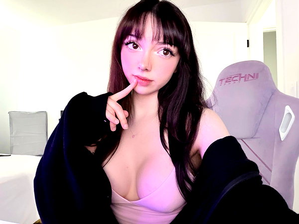 mia4rentz instagram image archive image