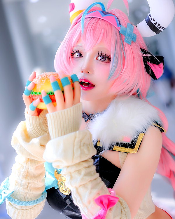 _mewcos instagram image archive image