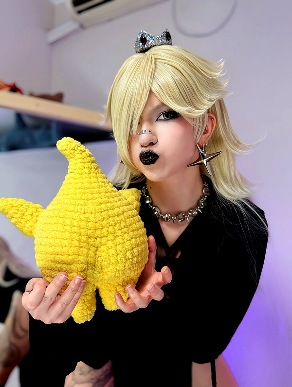 bakabakafuwa instagram image archive image