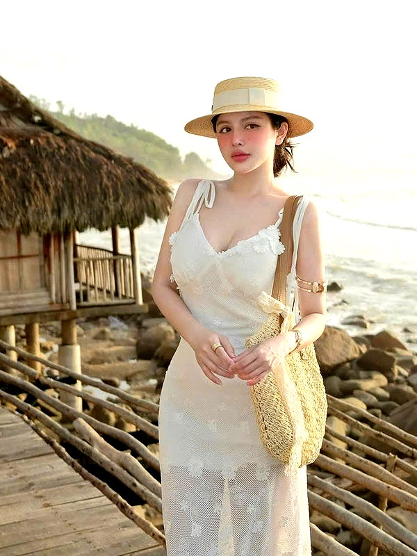lyhythuedoxinh instagram image archive image