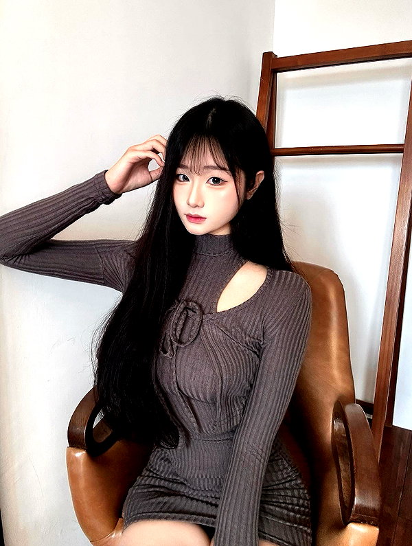 lai_931201 instagram image archive image