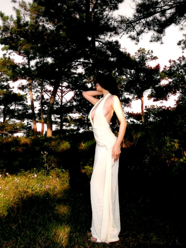 lyhythuedoxinh instagram image archive image