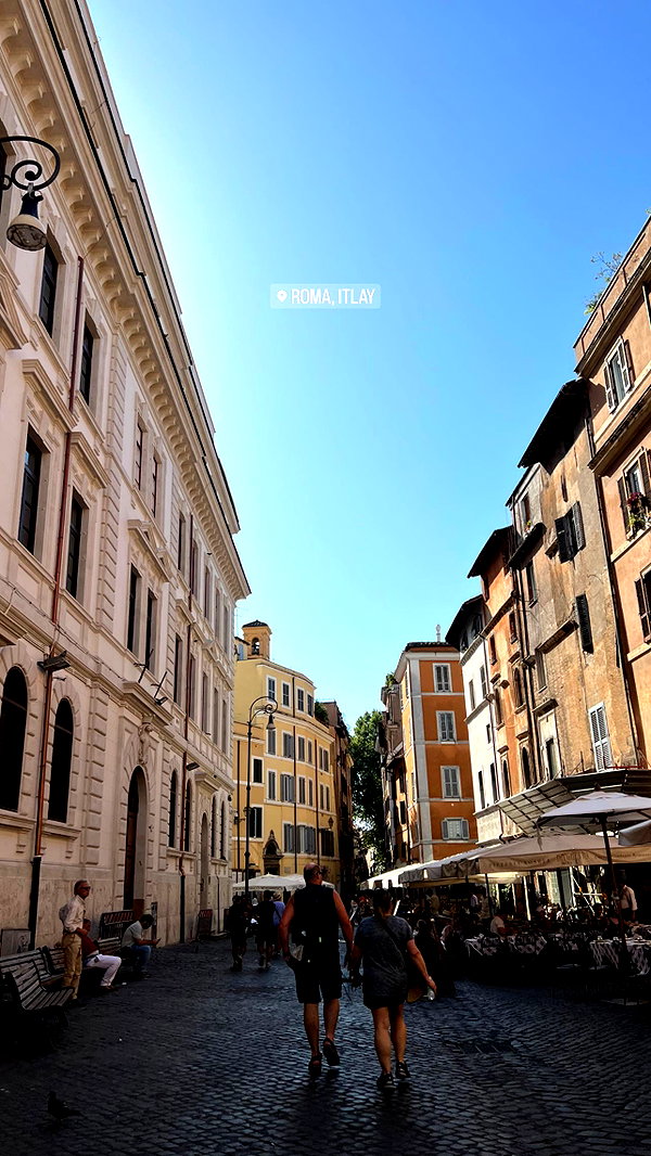 sonia.v._ instagram image archive image