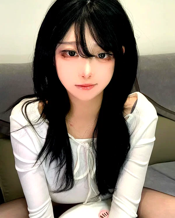 yingyinng_ instagram image archive image