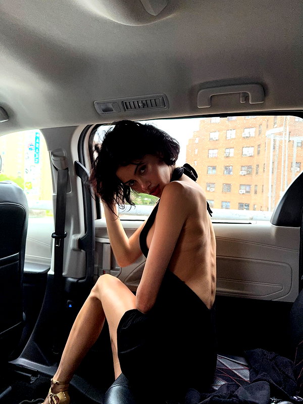 leonanaomii instagram image archive image