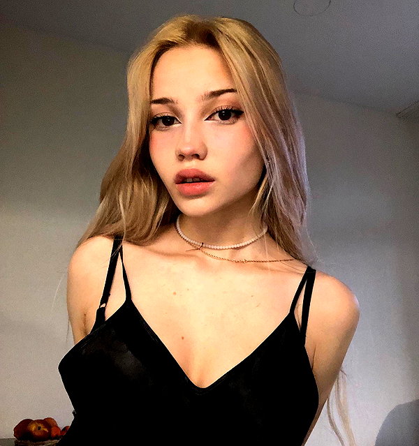 aseynat0r instagram image archive image