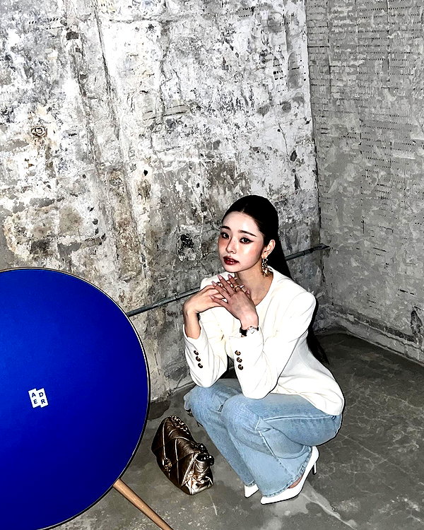 dear.zia instagram image archive image