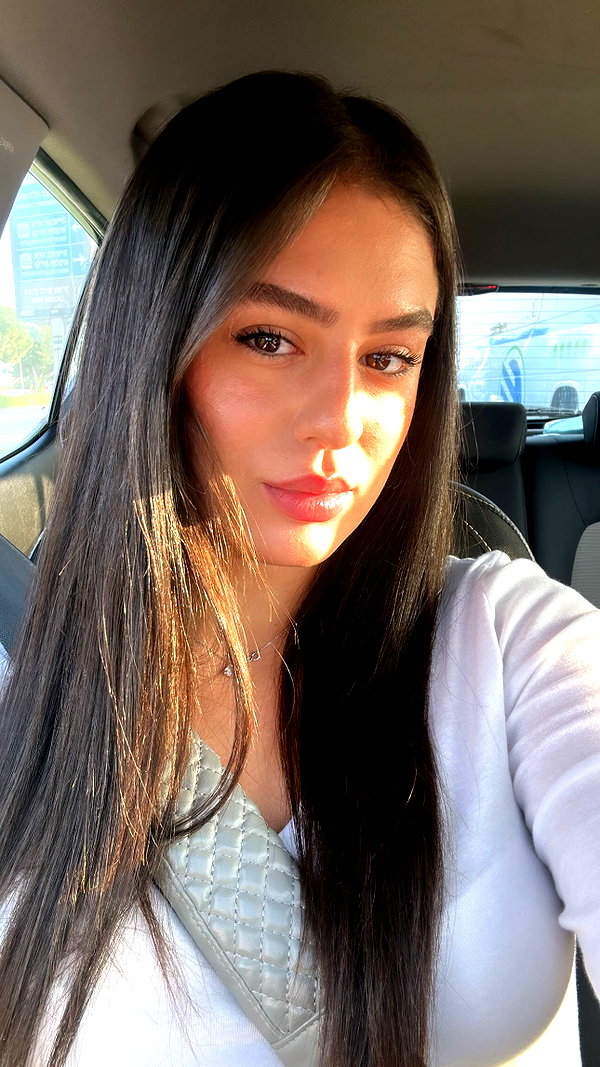 koralsarosi_ archive image