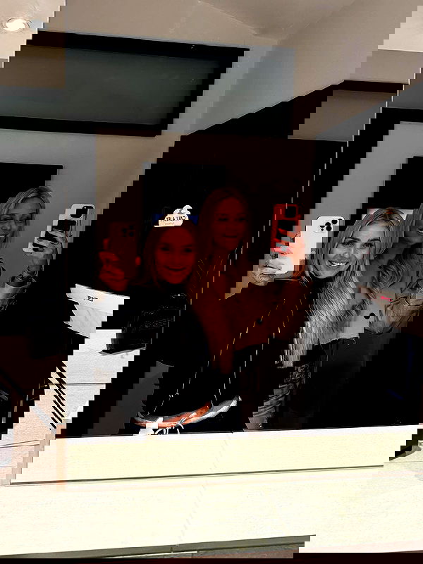 alexis.blond alexis.blond archive image