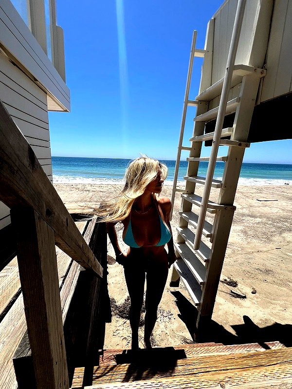 kaylasimmmons instagram image archive image