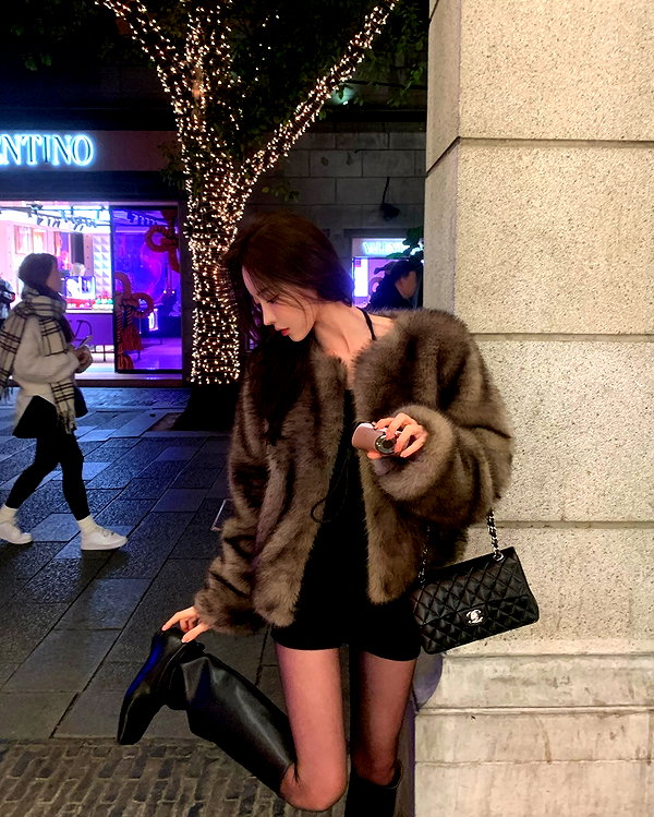 daxbin instagram image archive image