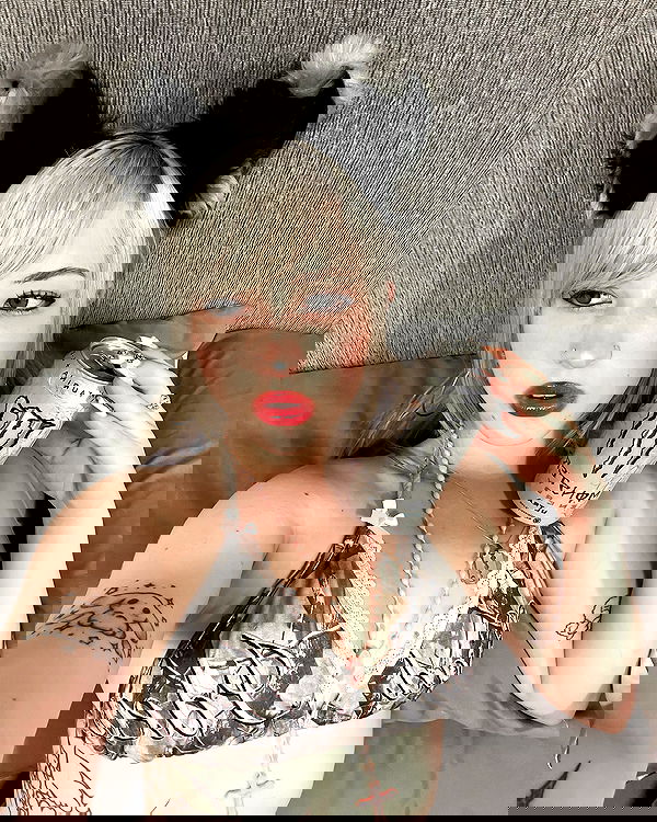 naia_gg naia_gg archive image