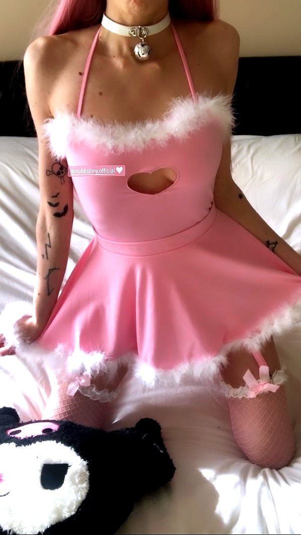 roxiechelon2 archive image