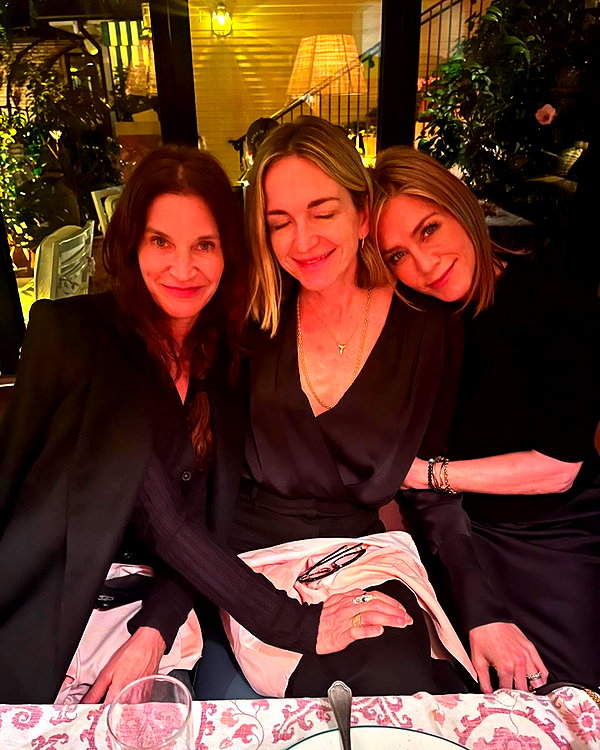 jenniferaniston instagram image archive image