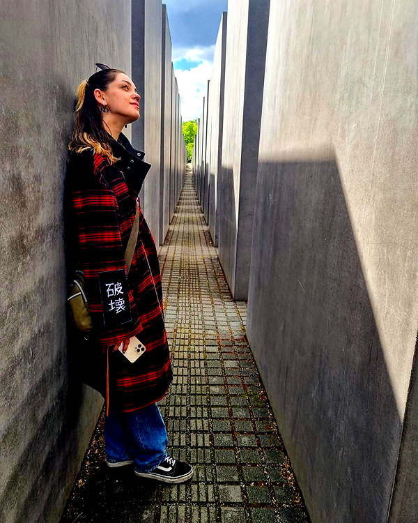 eva_romanovski instagram image archive image
