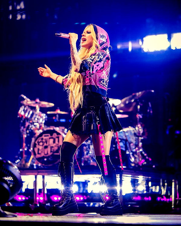 avrillavigne instagram image archive image