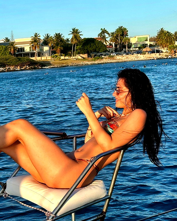laurenhamden instagram image archive image