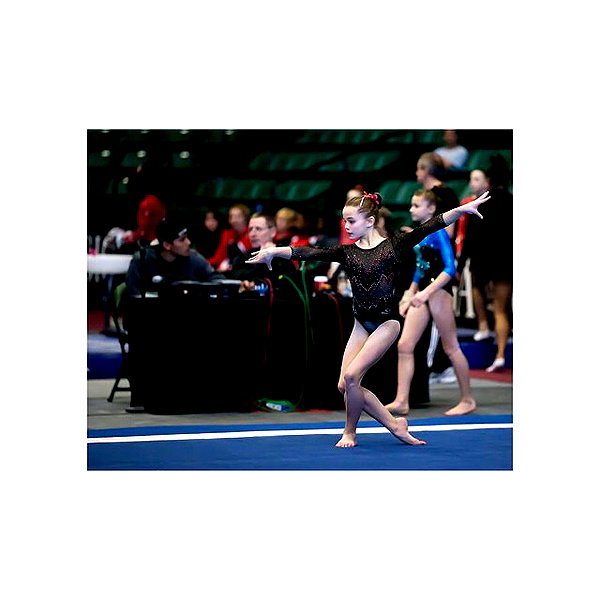 livvydunne instagram image archive image