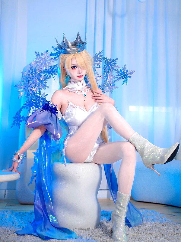 xier_cos instagram image archive image