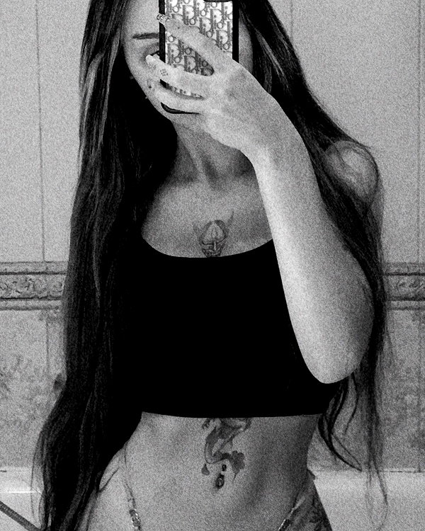 karin_orhov instagram image archive image
