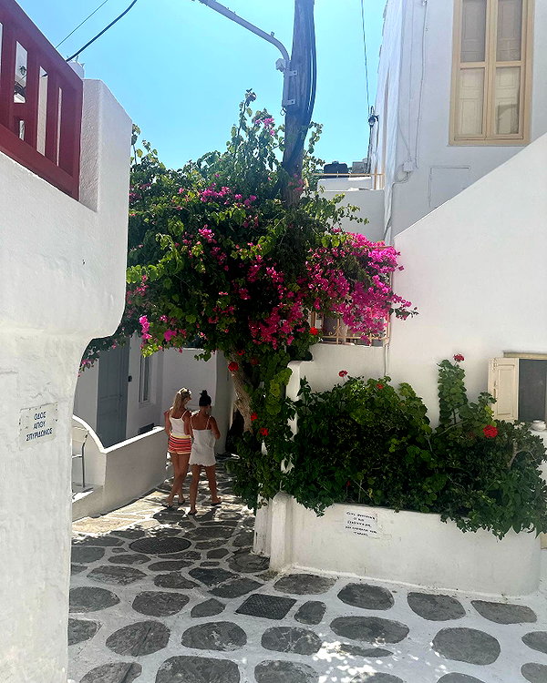 sophadophaa_ instagram image archive image