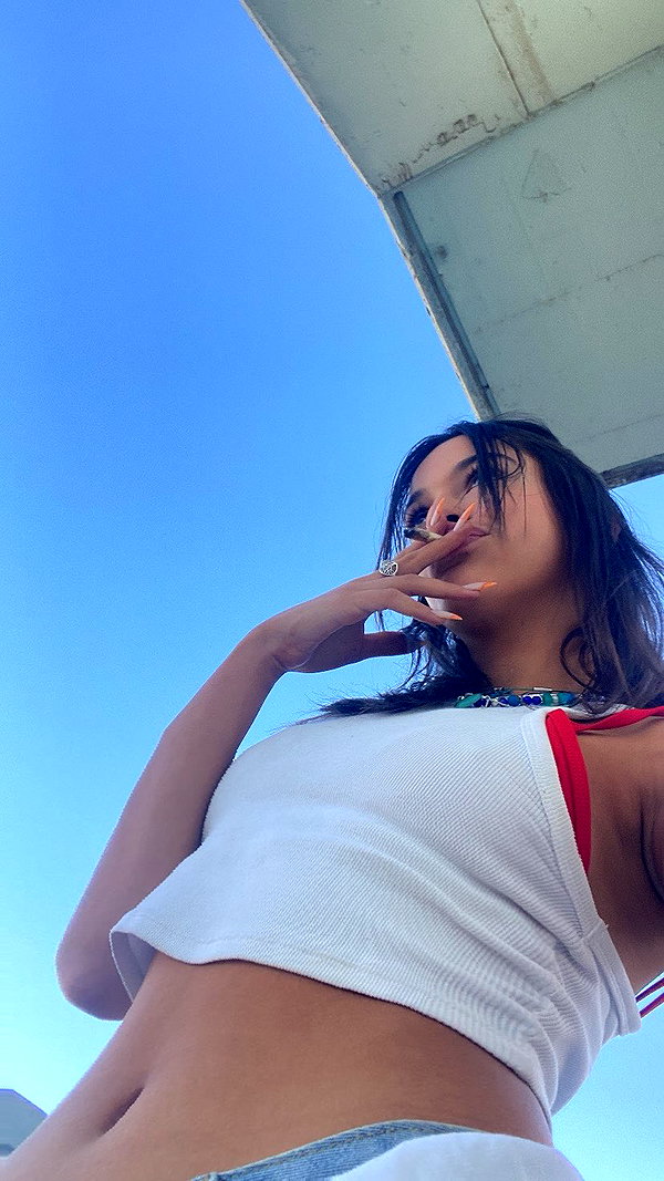 sonya.rchelii instagram image archive image