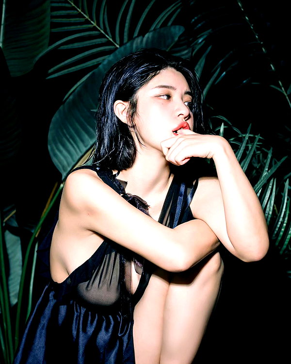 ro_bbin123 instagram image archive image