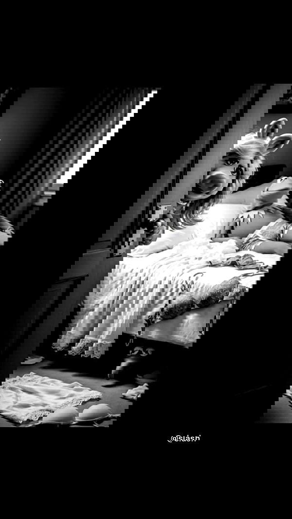 scarlett_ichor image ~ Altpins