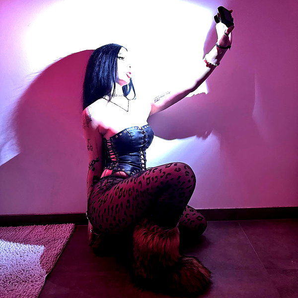 shawtysuzi instagram image archive image