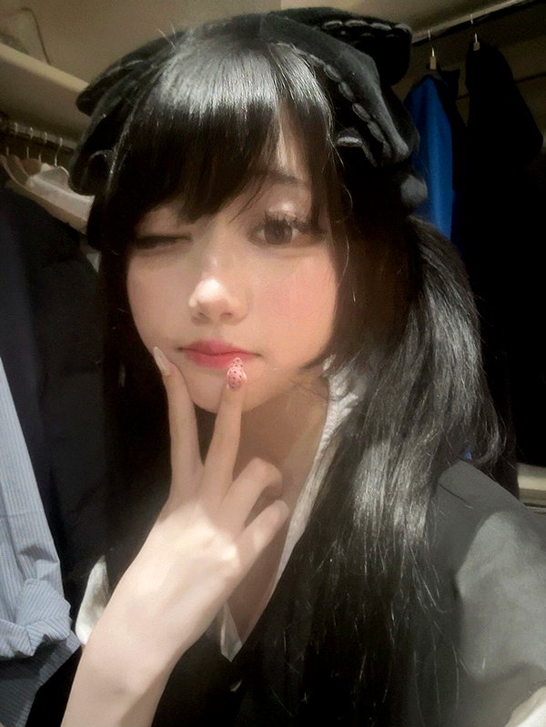 yuyuslivestreamdiary instagram image archive image