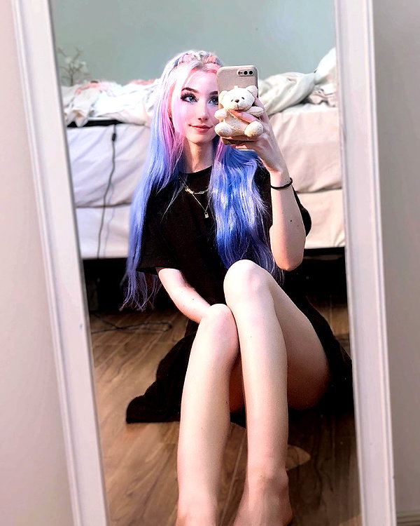 danielle.mercedie instagram image archive image