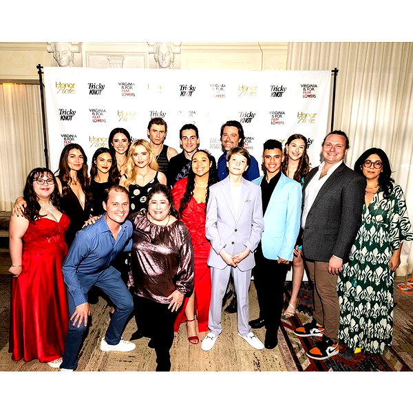 honor.role instagram image archive image