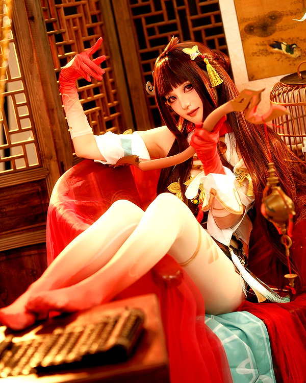 miee_cos instagram image archive image