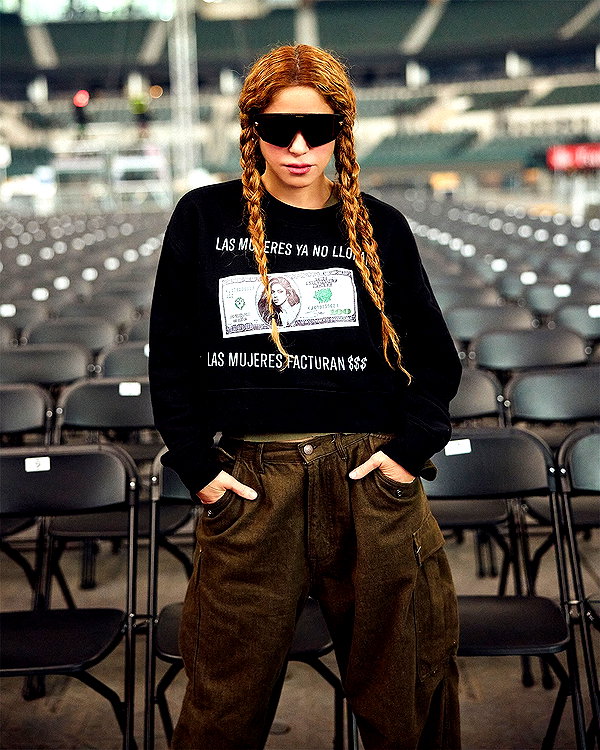 shakira instagram image archive image