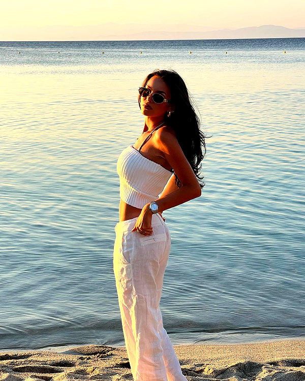 zoeliss instagram image archive image