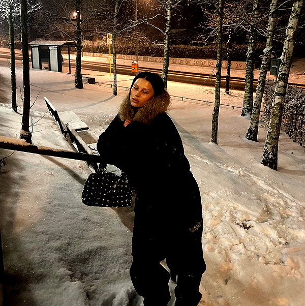 karolinaawasik instagram image archive image