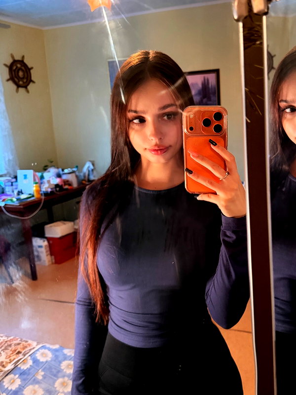 arti_0._.0 instagram image archive image